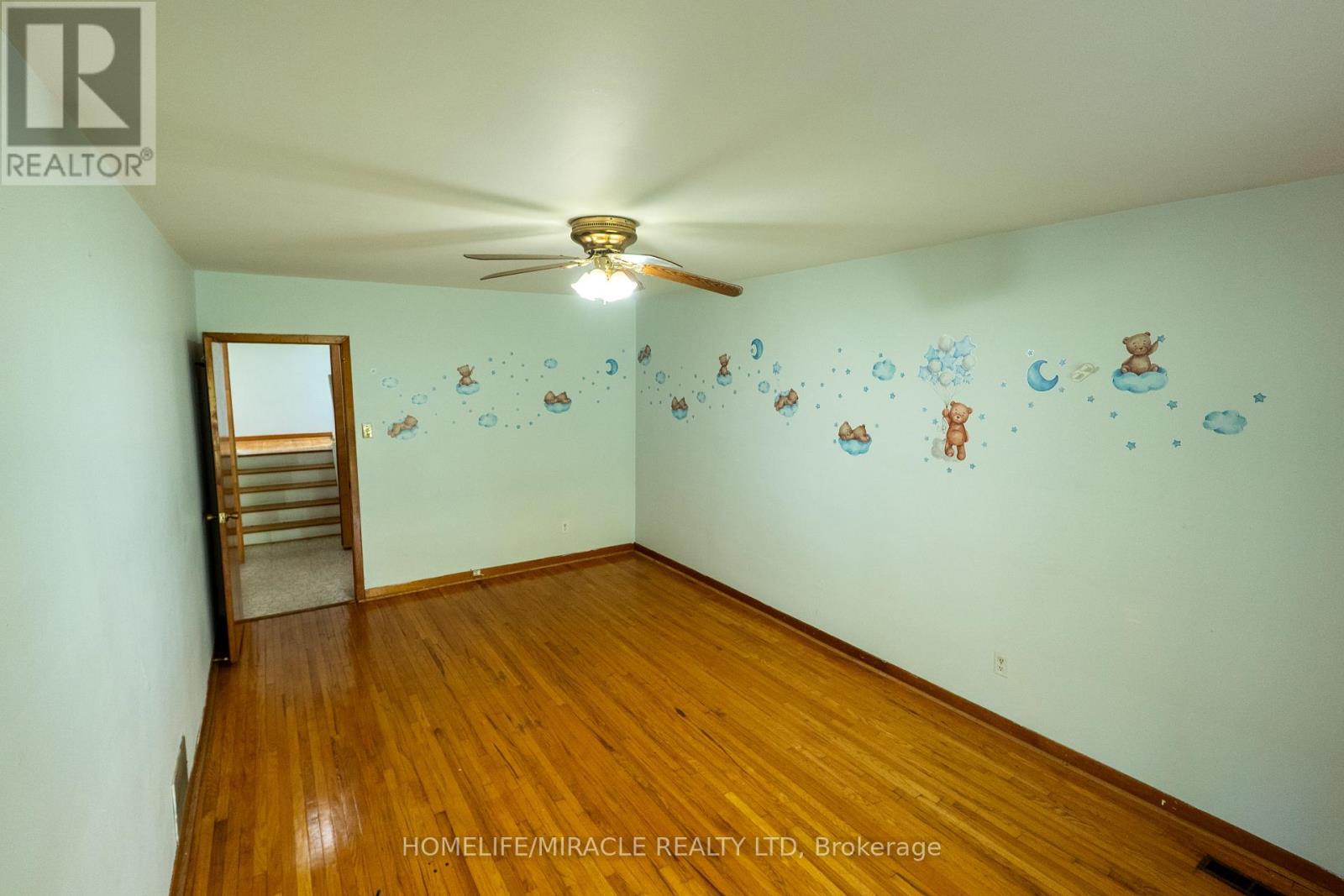 12 Brubeck Road, Toronto, Ontario  M9M 1W7 - Photo 29 - W12421675