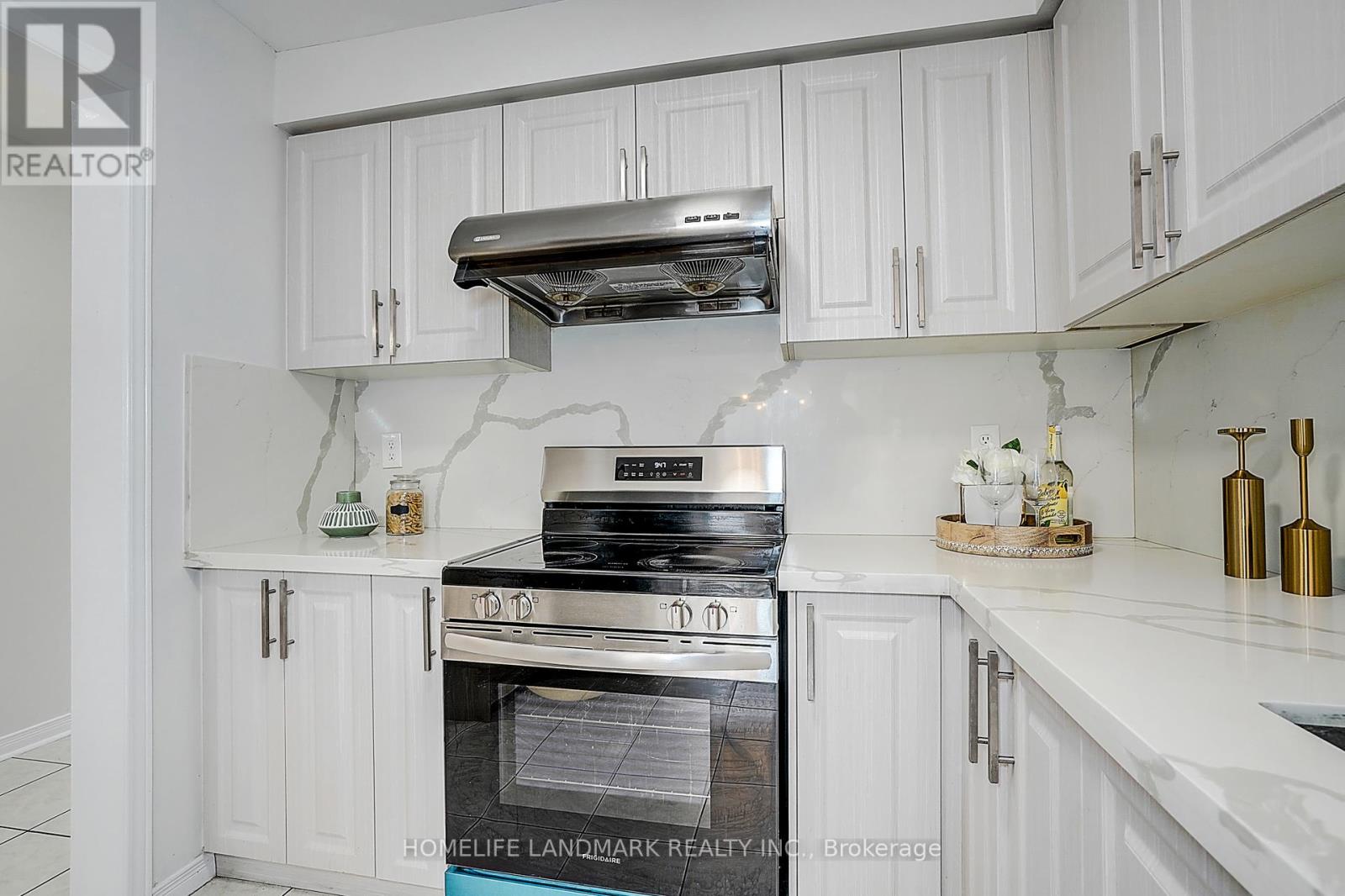 124 King William Crescent, Richmond Hill, Ontario  L4B 4T1 - Photo 15 - N12423161