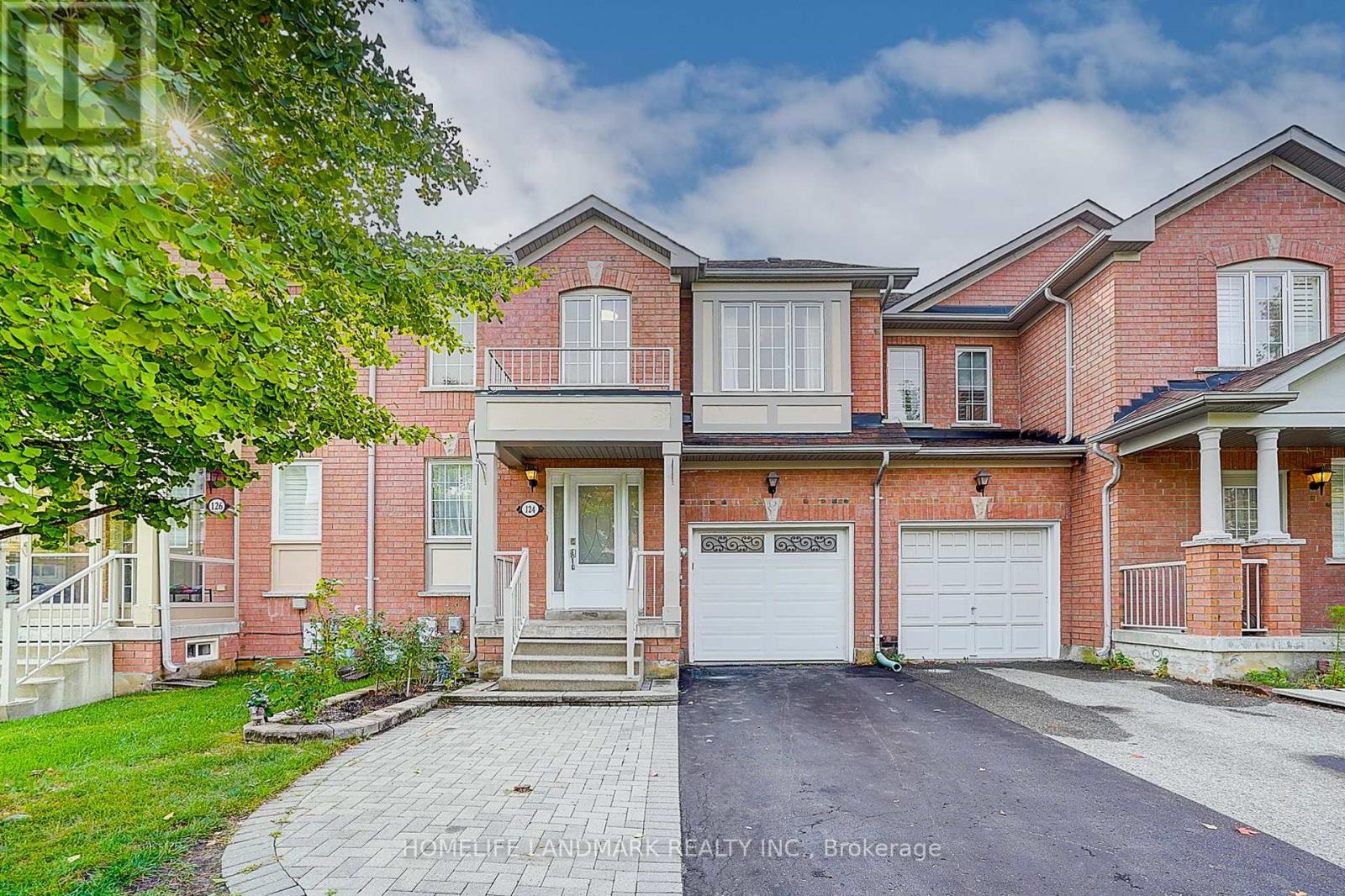 124 King William Crescent, Richmond Hill, Ontario  L4B 4T1 - Photo 2 - N12423161