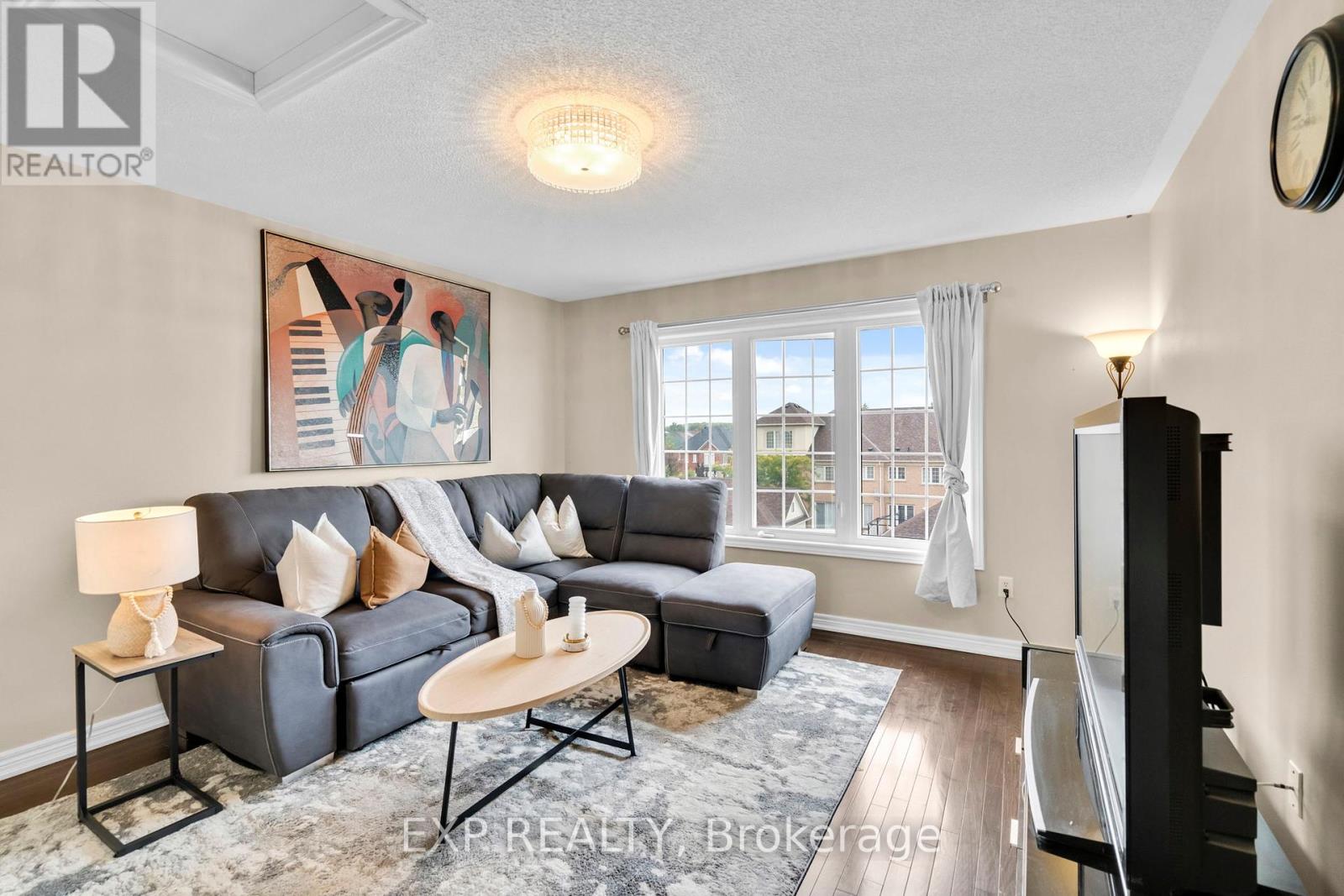 25 Abberley Street, Markham, Ontario  L6B 0N2 - Photo 12 - N12423173