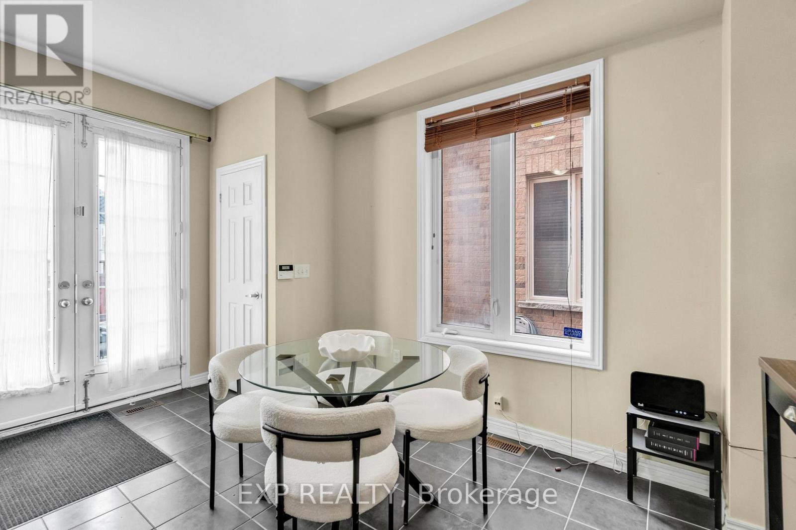 25 Abberley Street, Markham, Ontario  L6B 0N2 - Photo 8 - N12423173