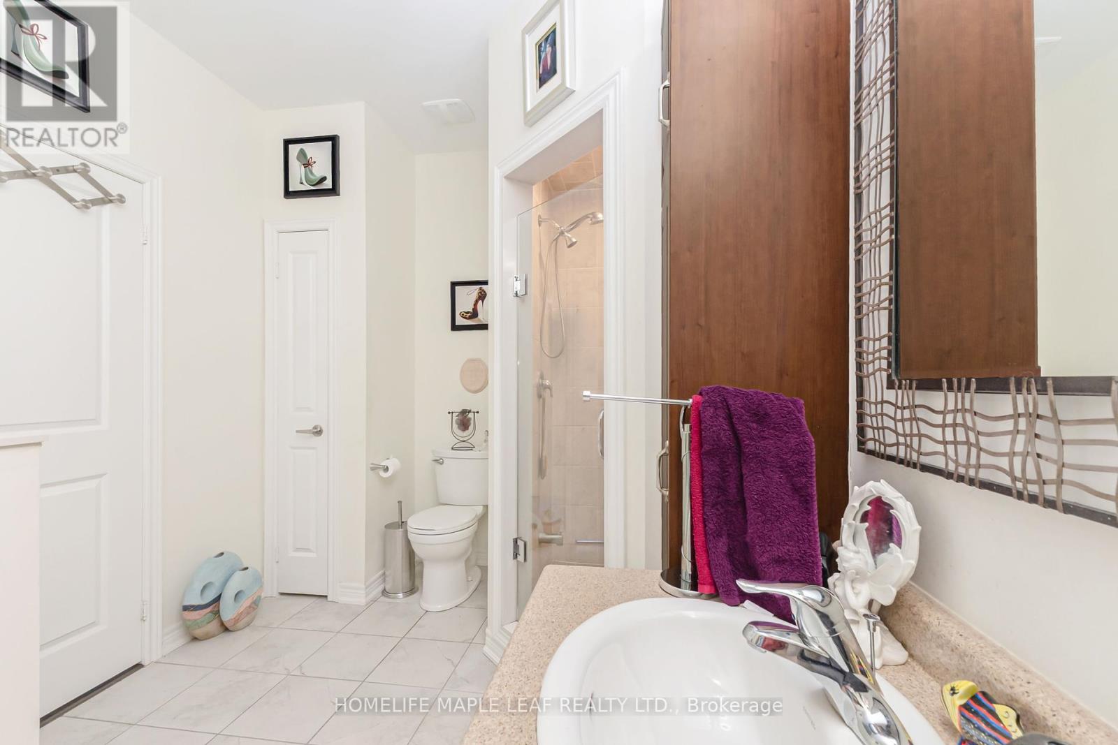126 Kingsmere Crescent, New Tecumseth, Ontario  L9R 0K8 - Photo 18 - N12423179