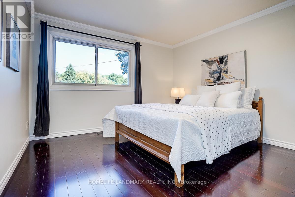 12 Paramount Road, Markham, Ontario  L3P 2V7 - Photo 24 - N12423185