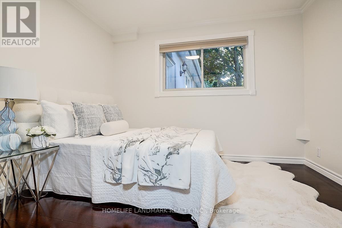12 Paramount Road, Markham, Ontario  L3P 2V7 - Photo 26 - N12423185