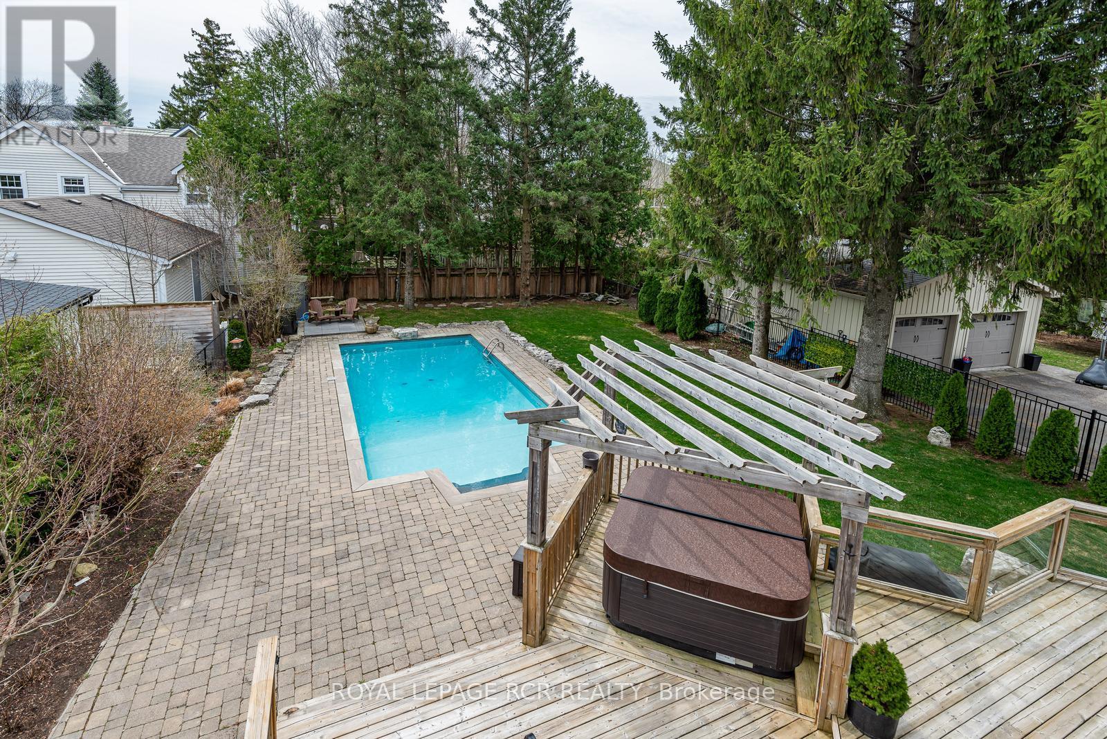 53 Metcalfe Street, Aurora (Aurora Village), Ontario  L4G 1E5 - Photo 10 - N12423190