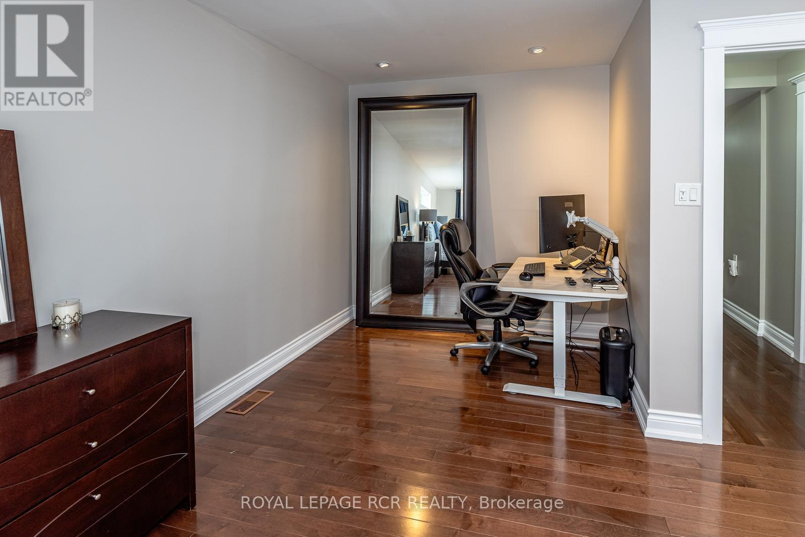 53 Metcalfe Street, Aurora (Aurora Village), Ontario  L4G 1E5 - Photo 22 - N12423190