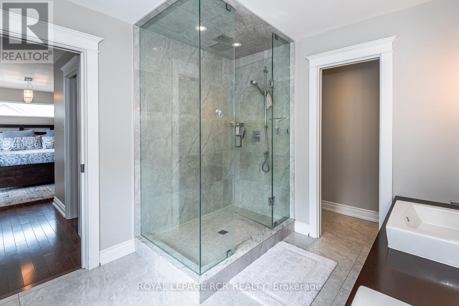 53 Metcalfe Street, Aurora (Aurora Village), Ontario  L4G 1E5 - Photo 24 - N12423190