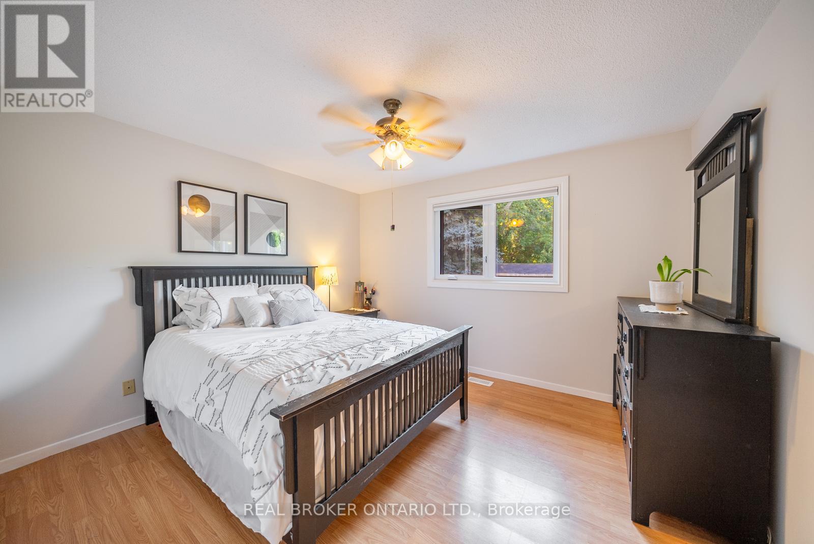 118 Patterson Street N, New Tecumseth, Ontario  L0G 1A0 - Photo 11 - N12423282