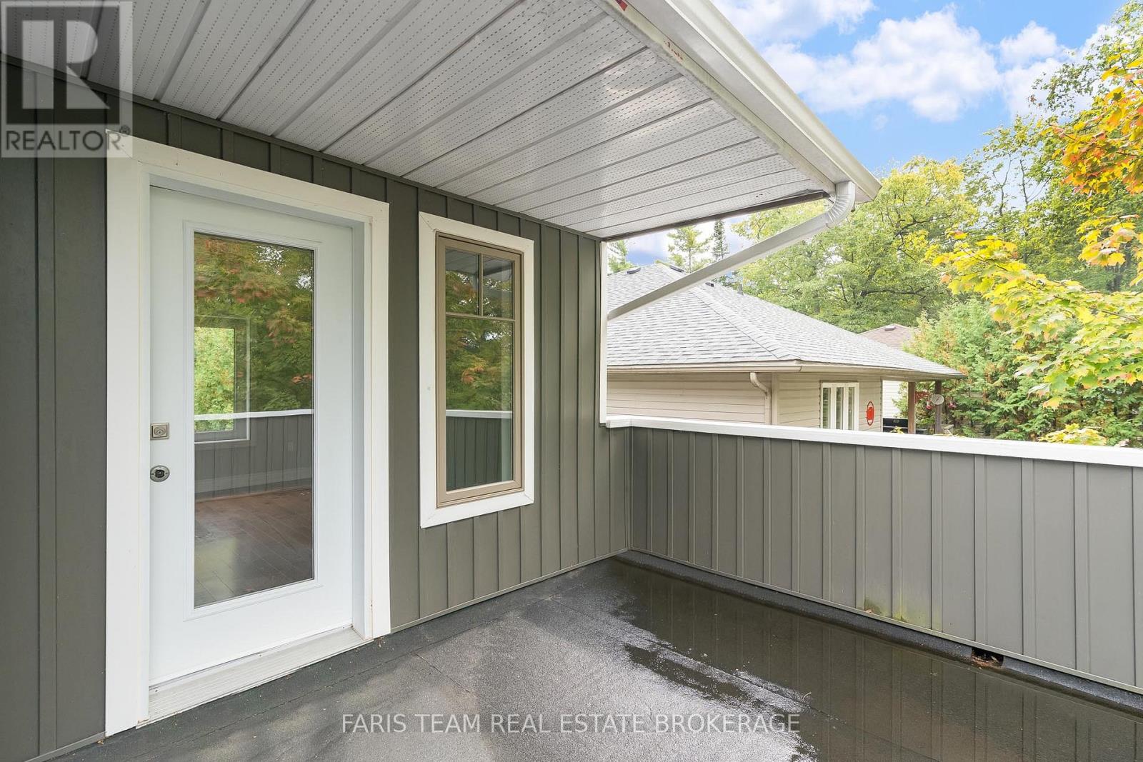104 Knox Road E, Wasaga Beach, Ontario  L9Z 2T5 - Photo 22 - S12423255