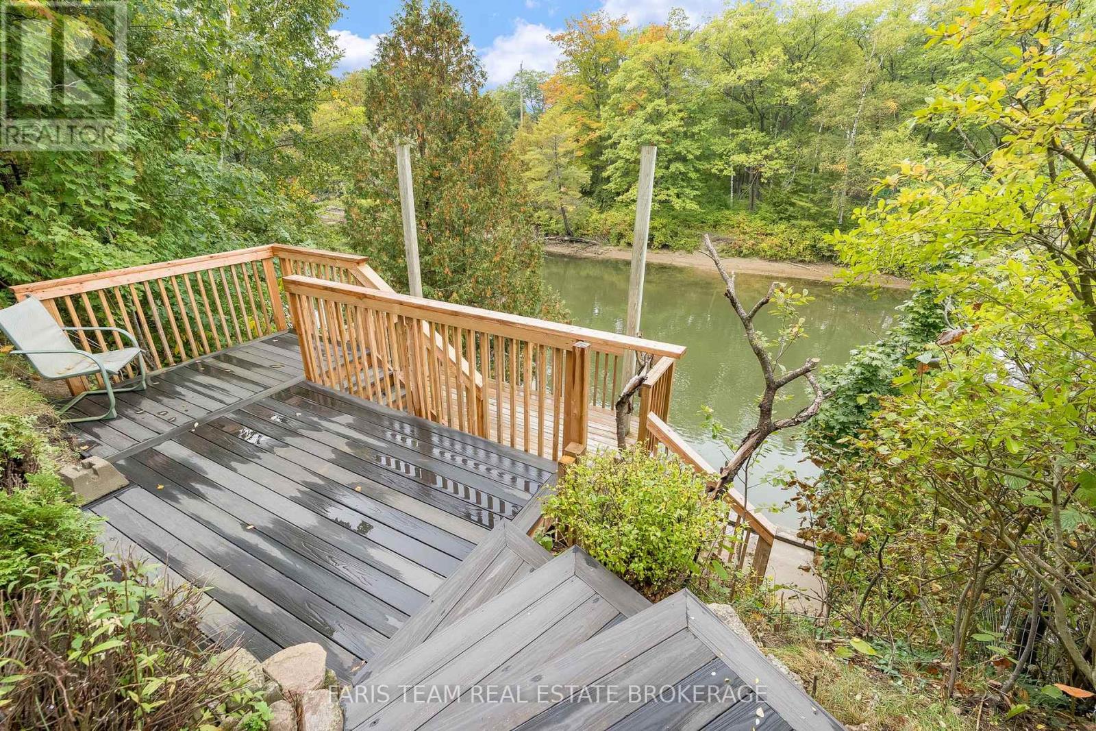 104 Knox Road E, Wasaga Beach, Ontario  L9Z 2T5 - Photo 43 - S12423255