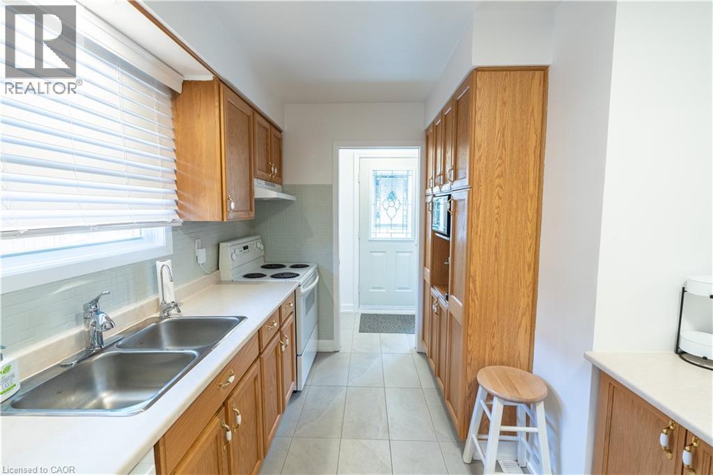 12 Shea Crescent, Kitchener, Ontario  N2E 1E8 - Photo 10 - 40772642