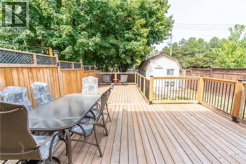 12 Shea Crescent, Kitchener, Ontario  N2E 1E8 - Photo 4 - 40772642