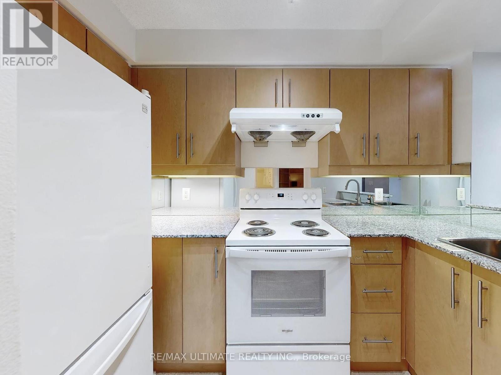 1113 - 300 Bloor Street E, Toronto, Ontario  M4W 3Y2 - Photo 10 - C12376958