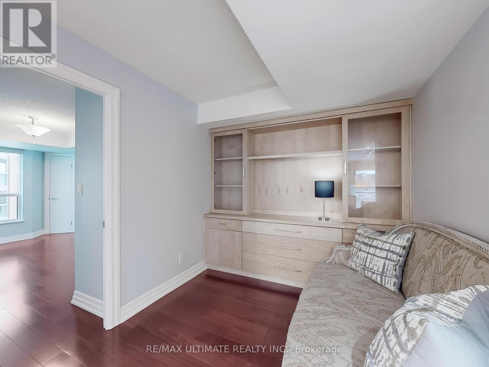 1113 - 300 Bloor Street E, Toronto, Ontario  M4W 3Y2 - Photo 6 - C12376958