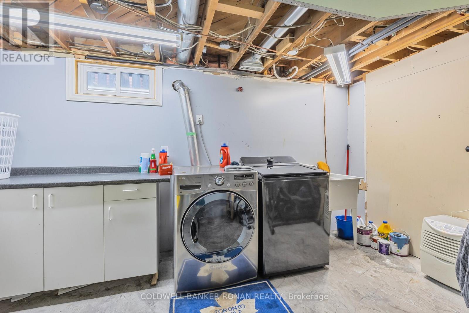 20 Hallow Crescent, Toronto, Ontario  M9W 2V9 - Photo 27 - W12386729