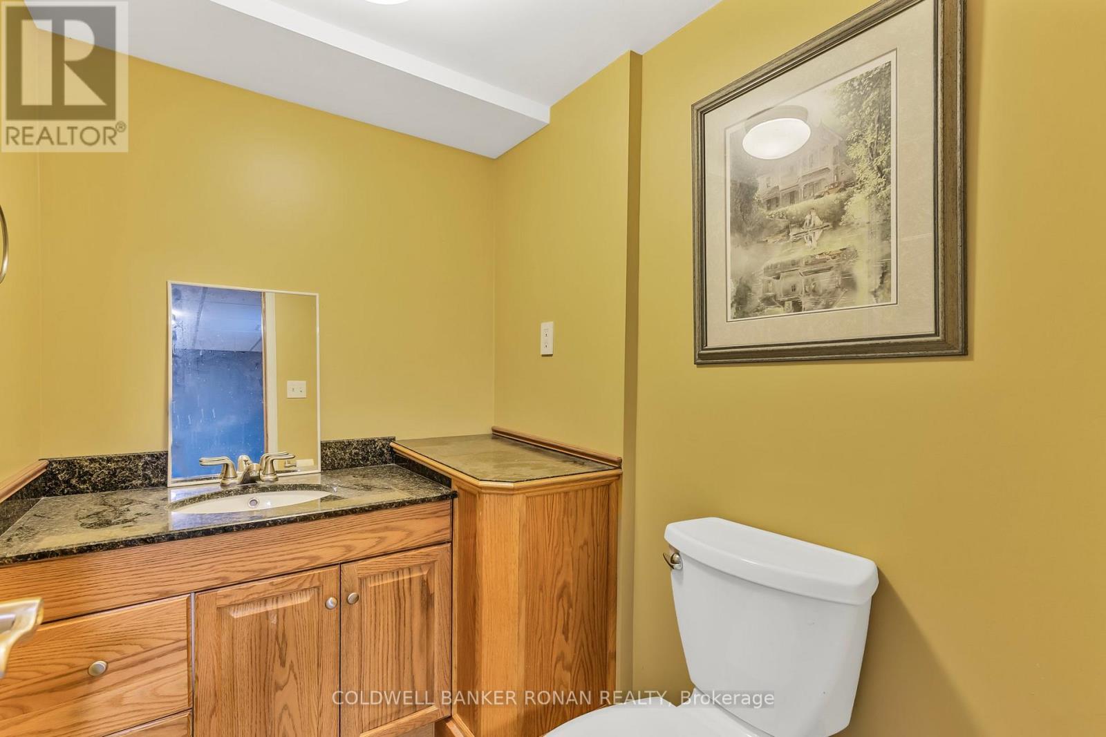 20 Hallow Crescent, Toronto, Ontario  M9W 2V9 - Photo 26 - W12386729