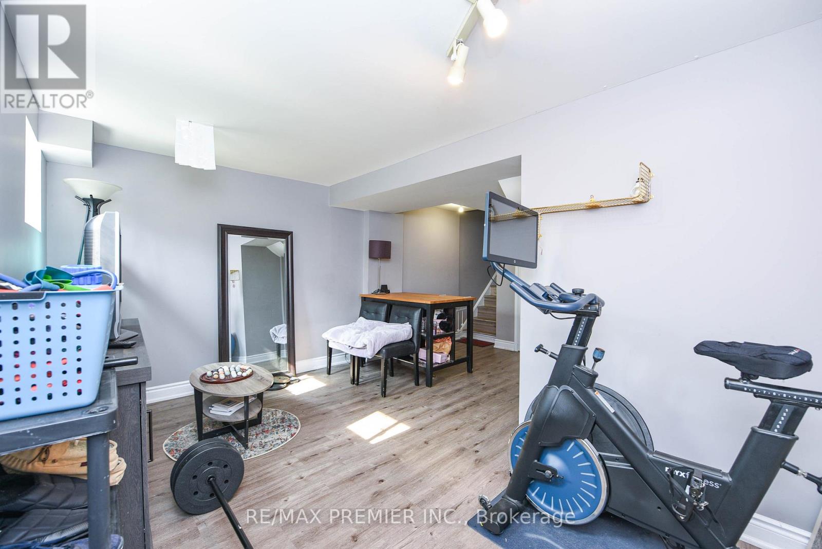 15d View Green Crescent, Toronto, Ontario  M9W 7C9 - Photo 44 - W12422325