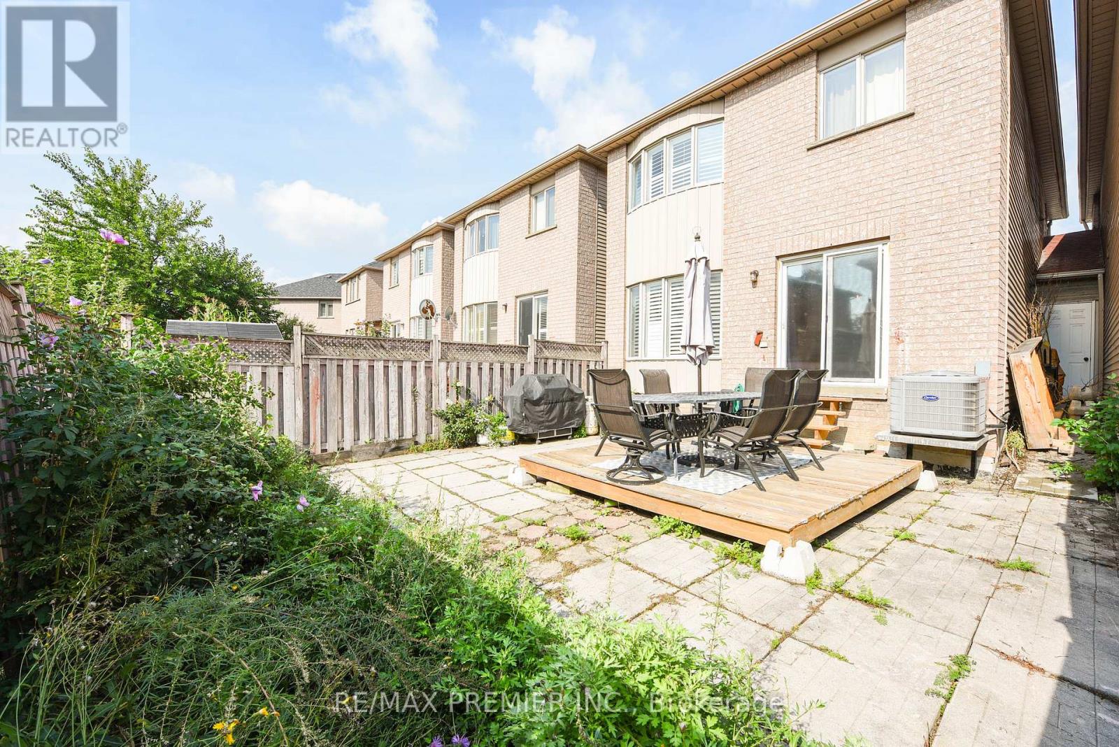 15d View Green Crescent, Toronto, Ontario  M9W 7C9 - Photo 48 - W12422325