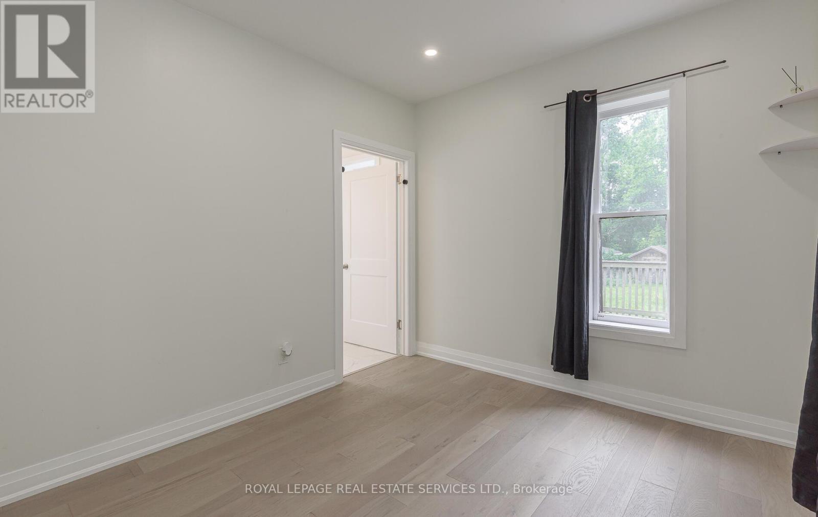631 Lawrence Street, Cambridge, Ontario  N3H 2M8 - Photo 16 - X12258214