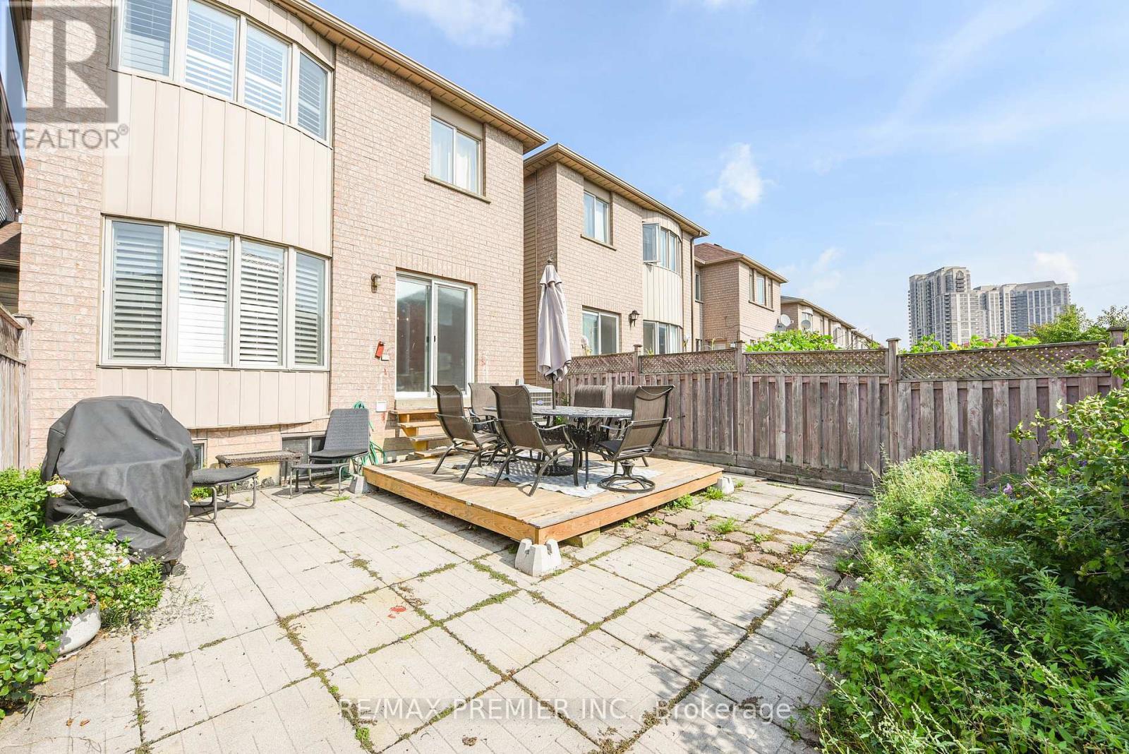 15d View Green Crescent, Toronto, Ontario  M9W 7C9 - Photo 49 - W12422325