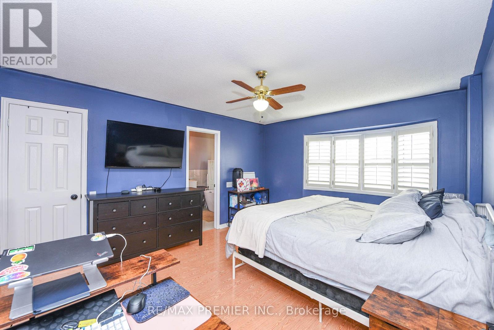 15d View Green Crescent, Toronto, Ontario  M9W 7C9 - Photo 35 - W12422325