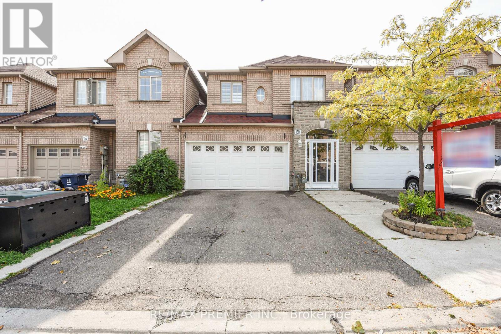 15d View Green Crescent, Toronto, Ontario  M9W 7C9 - Photo 4 - W12422325