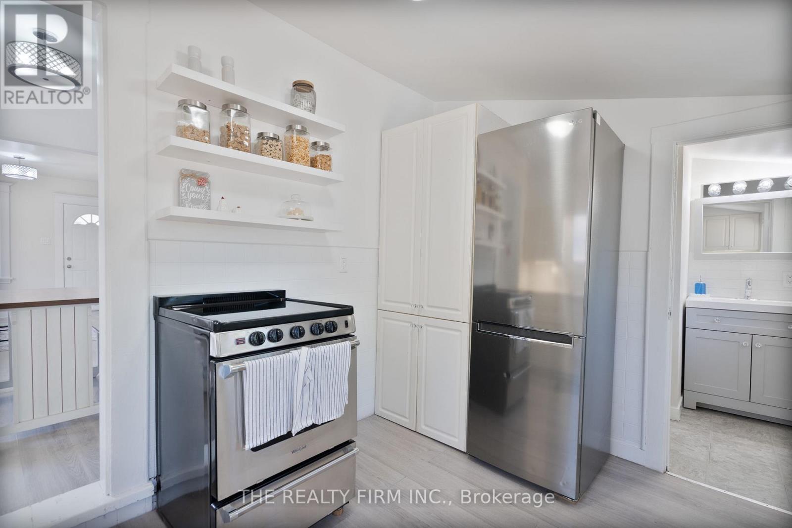 166 Giles Street, London East, Ontario  N5Z 2W1 - Photo 12 - X12423358