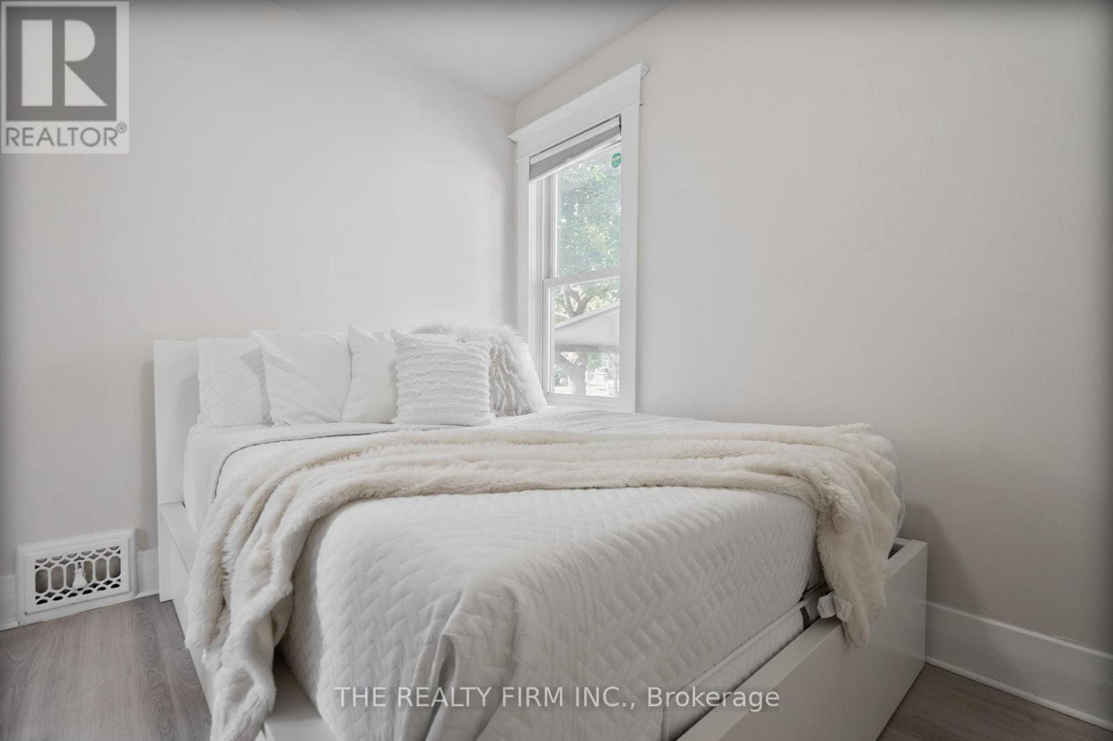 166 Giles Street, London East, Ontario  N5Z 2W1 - Photo 19 - X12423358