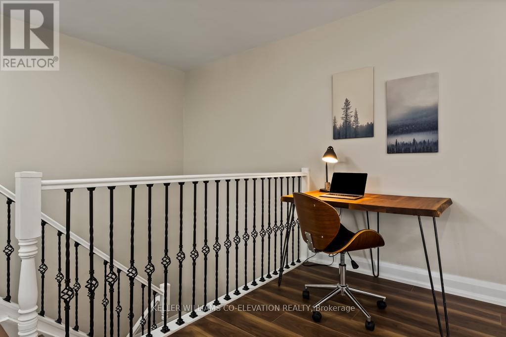 1555 Newlands Crescent, Burlington, Ontario  L7M 1P1 - Photo 14 - W12423200
