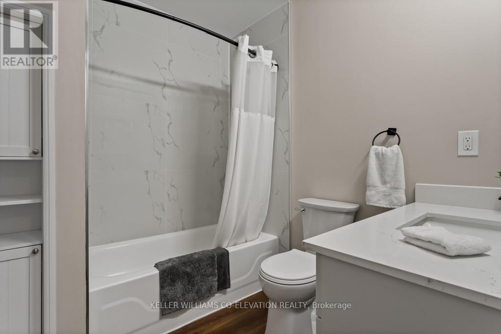 1555 Newlands Crescent, Burlington, Ontario  L7M 1P1 - Photo 25 - W12423200