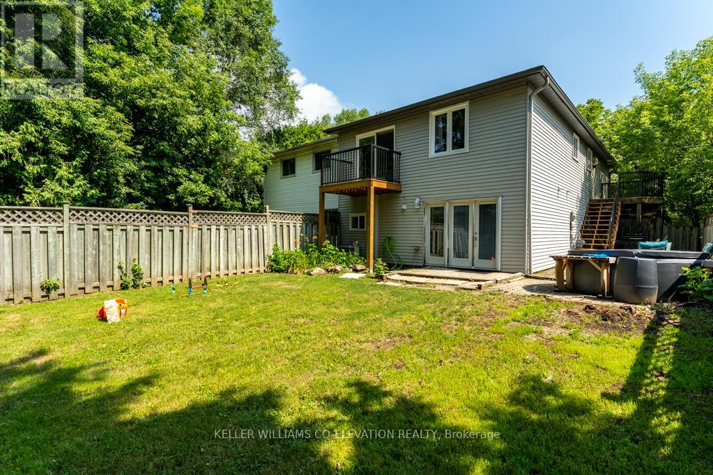 1555 Newlands Crescent, Burlington, Ontario  L7M 1P1 - Photo 41 - W12423200