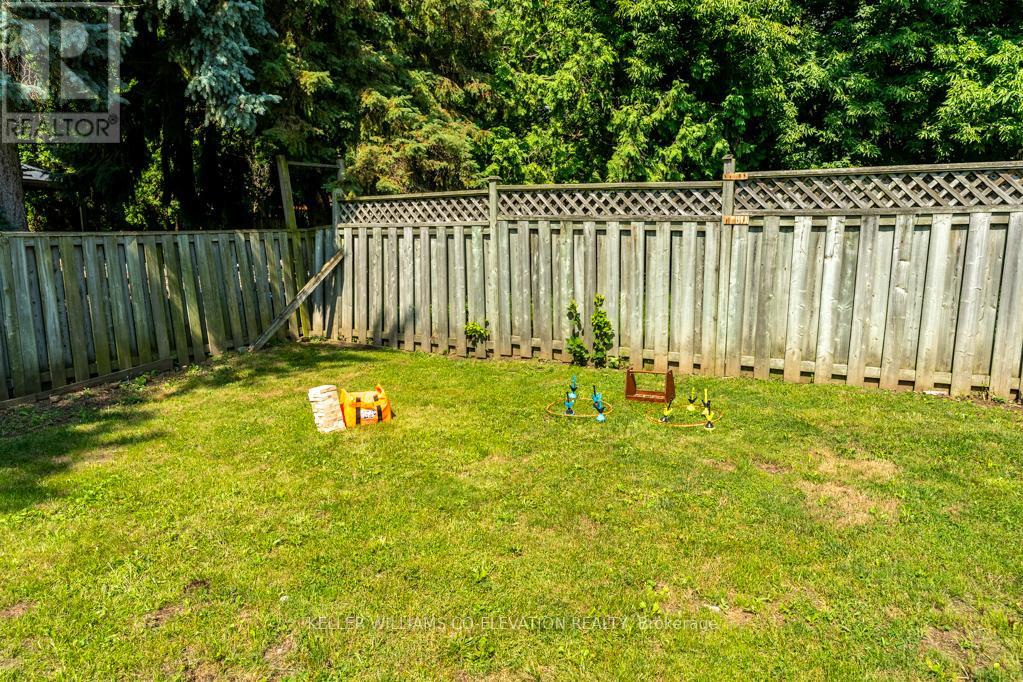 1555 Newlands Crescent, Burlington, Ontario  L7M 1P1 - Photo 43 - W12423200