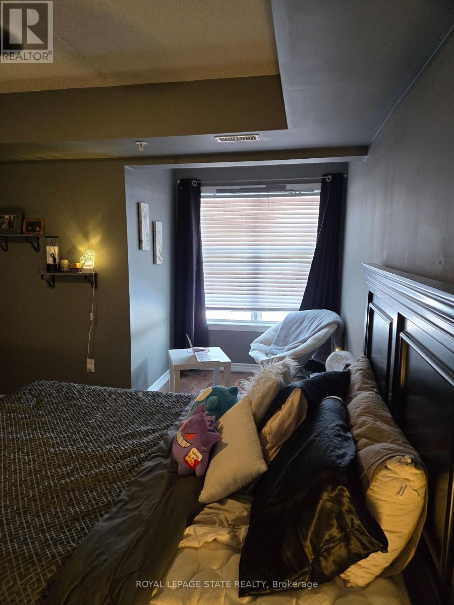 305 - 1390 Main Street E, Milton, Ontario  L9T 7S9 - Photo 6 - W12423203