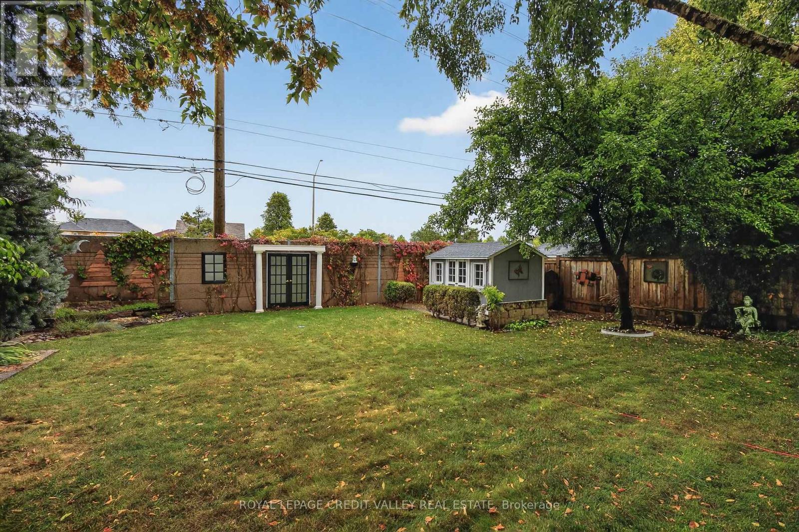 23 Caldwell Crescent, Brampton, Ontario  L6W 1A2 - Photo 46 - W12423209