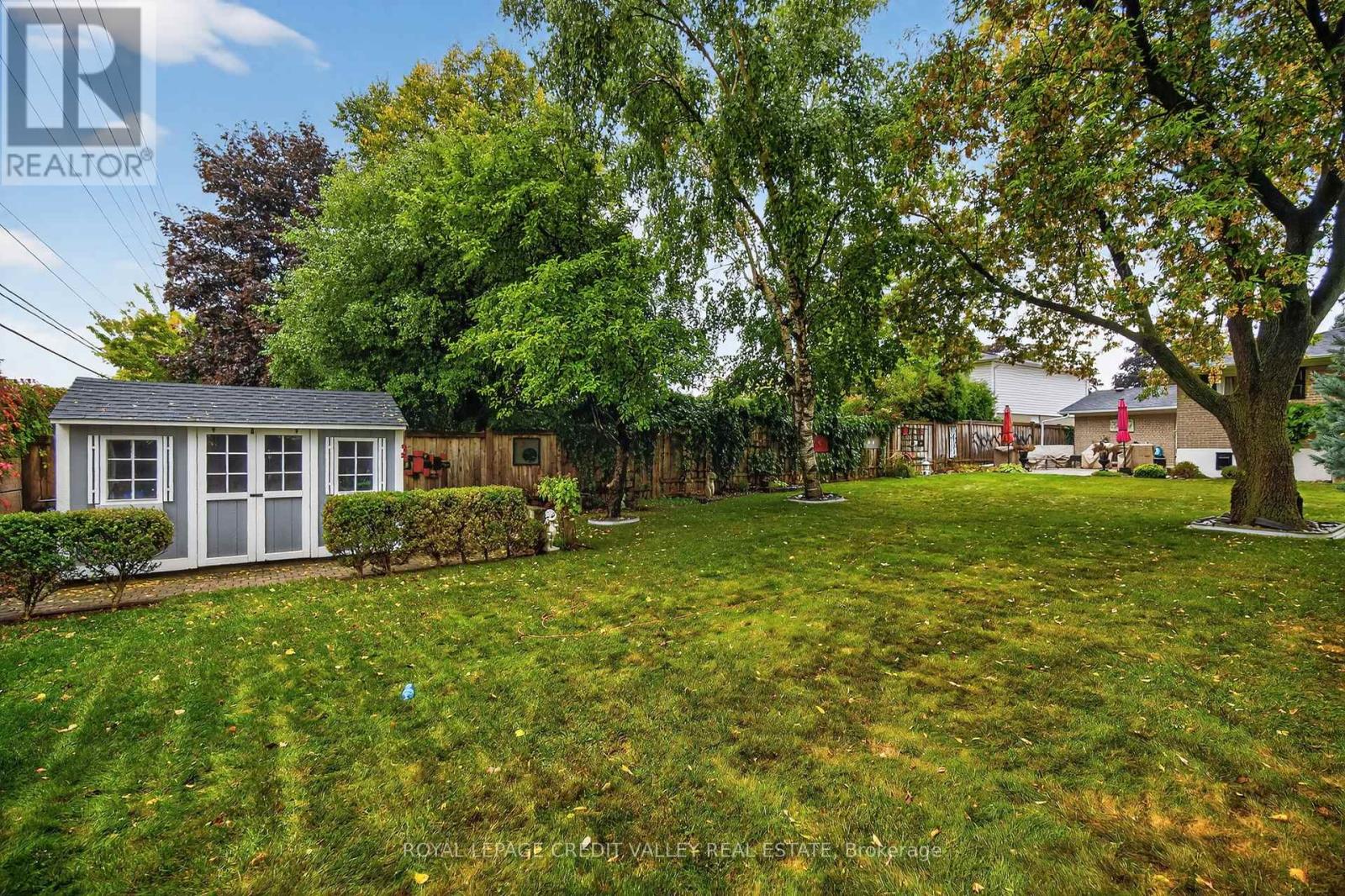 23 Caldwell Crescent, Brampton, Ontario  L6W 1A2 - Photo 47 - W12423209