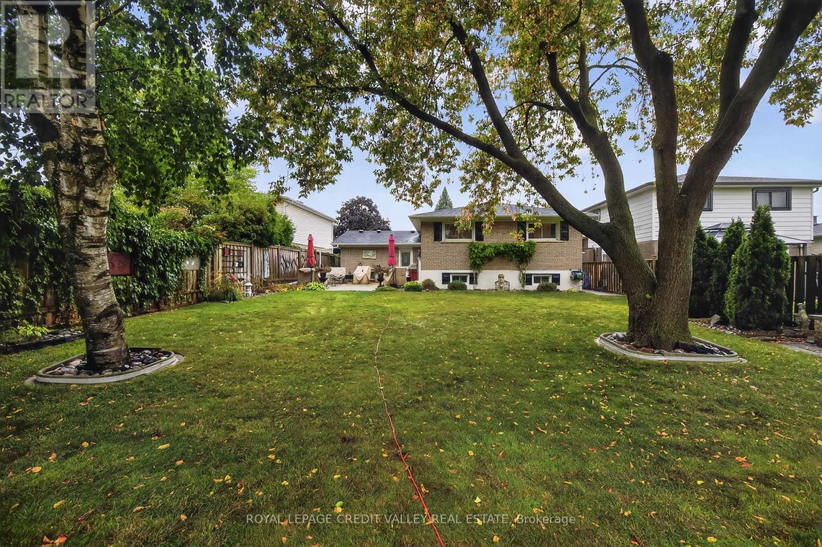 23 Caldwell Crescent, Brampton, Ontario  L6W 1A2 - Photo 50 - W12423209
