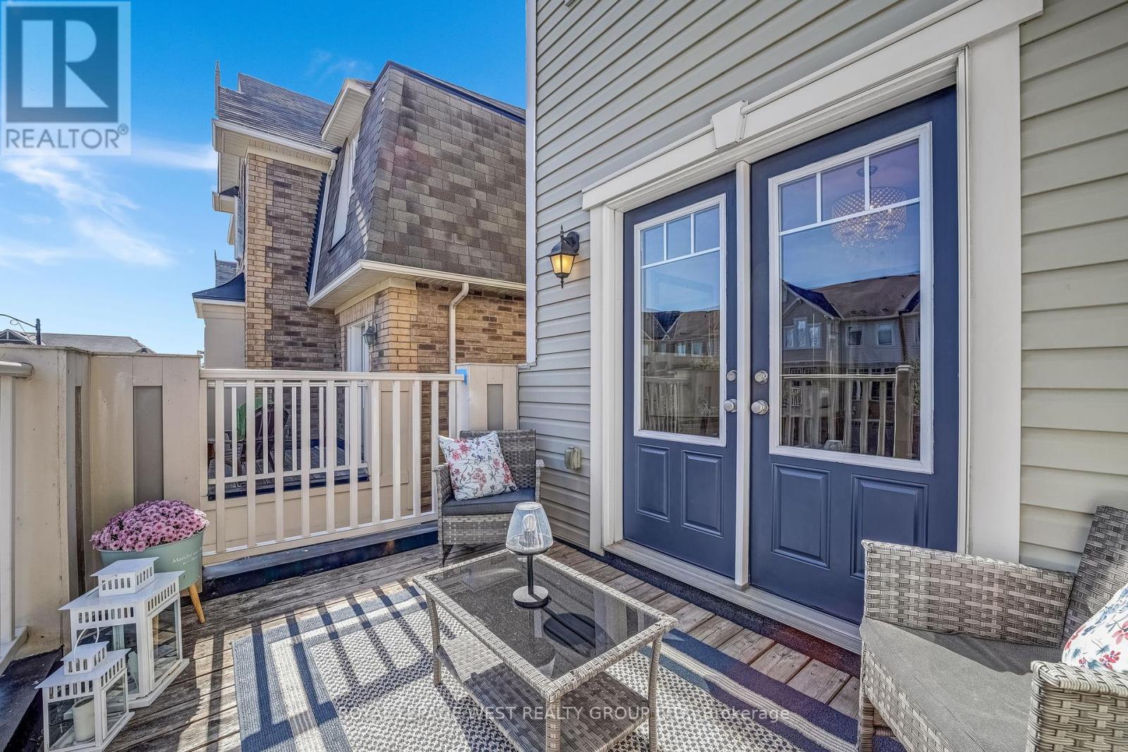 551 Pharo Point, Milton (Wi Willmott), Ontario  L9T 8H6 - Photo 34 - W12423214