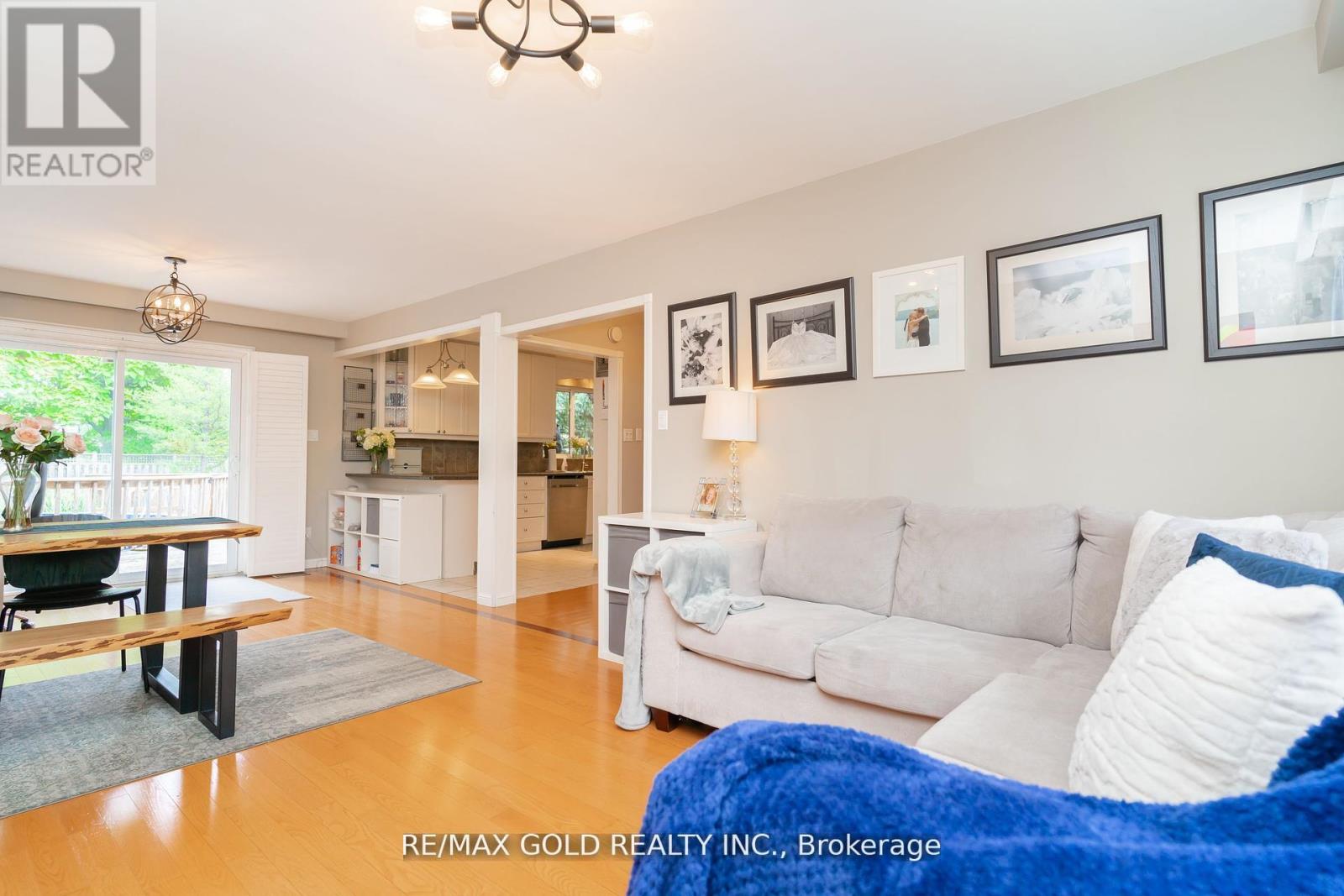23 Edgebrook Crescent, Brampton, Ontario  L6T 1Y6 - Photo 14 - W12423245
