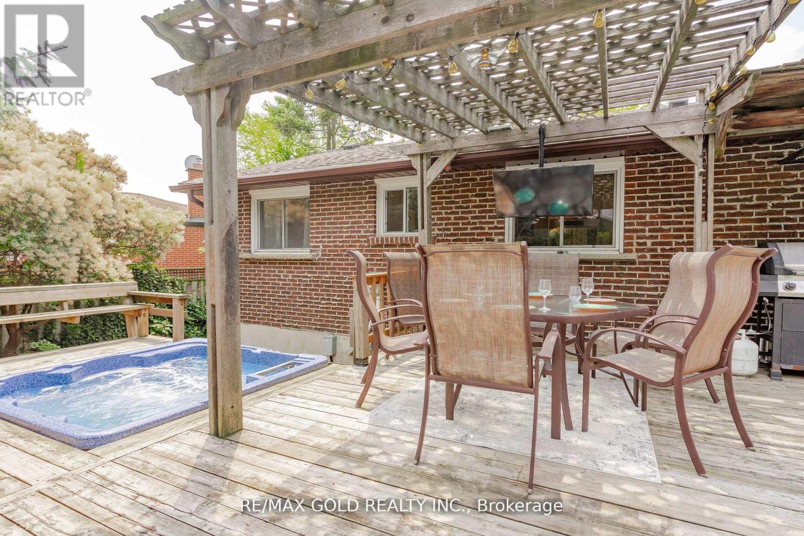 23 Edgebrook Crescent, Brampton, Ontario  L6T 1Y6 - Photo 39 - W12423245