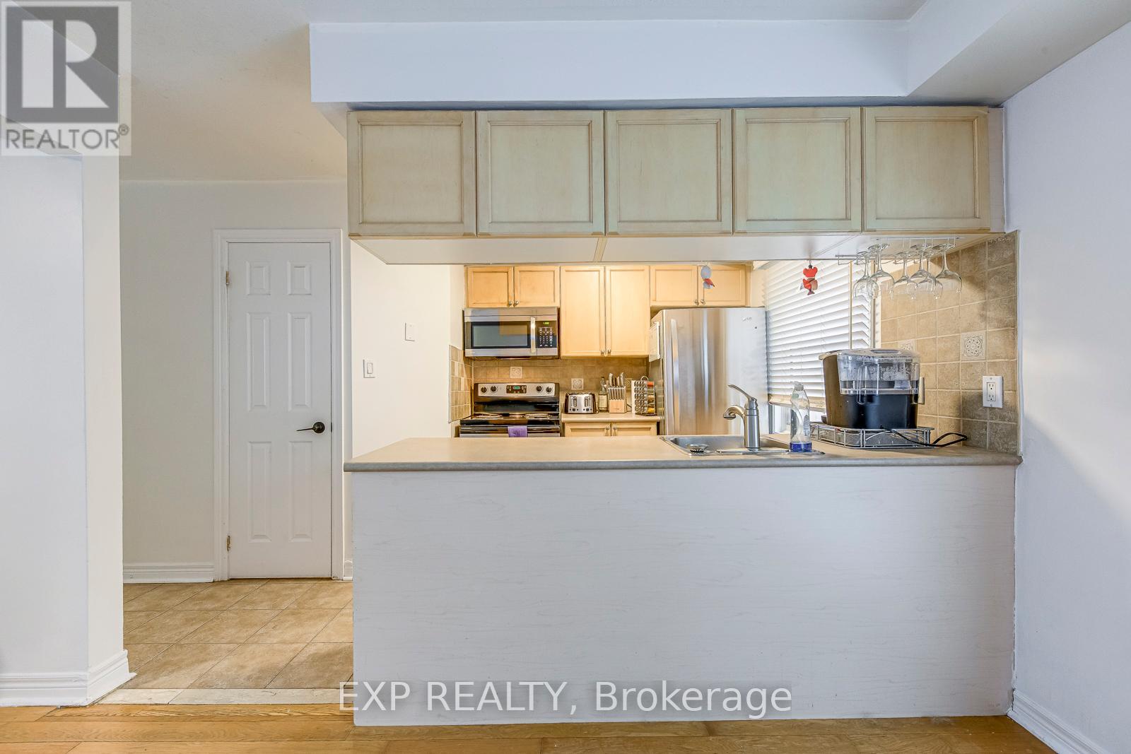 795 - 795 Hyde Road, Burlington, Ontario  L7S 1S6 - Photo 11 - W12423309