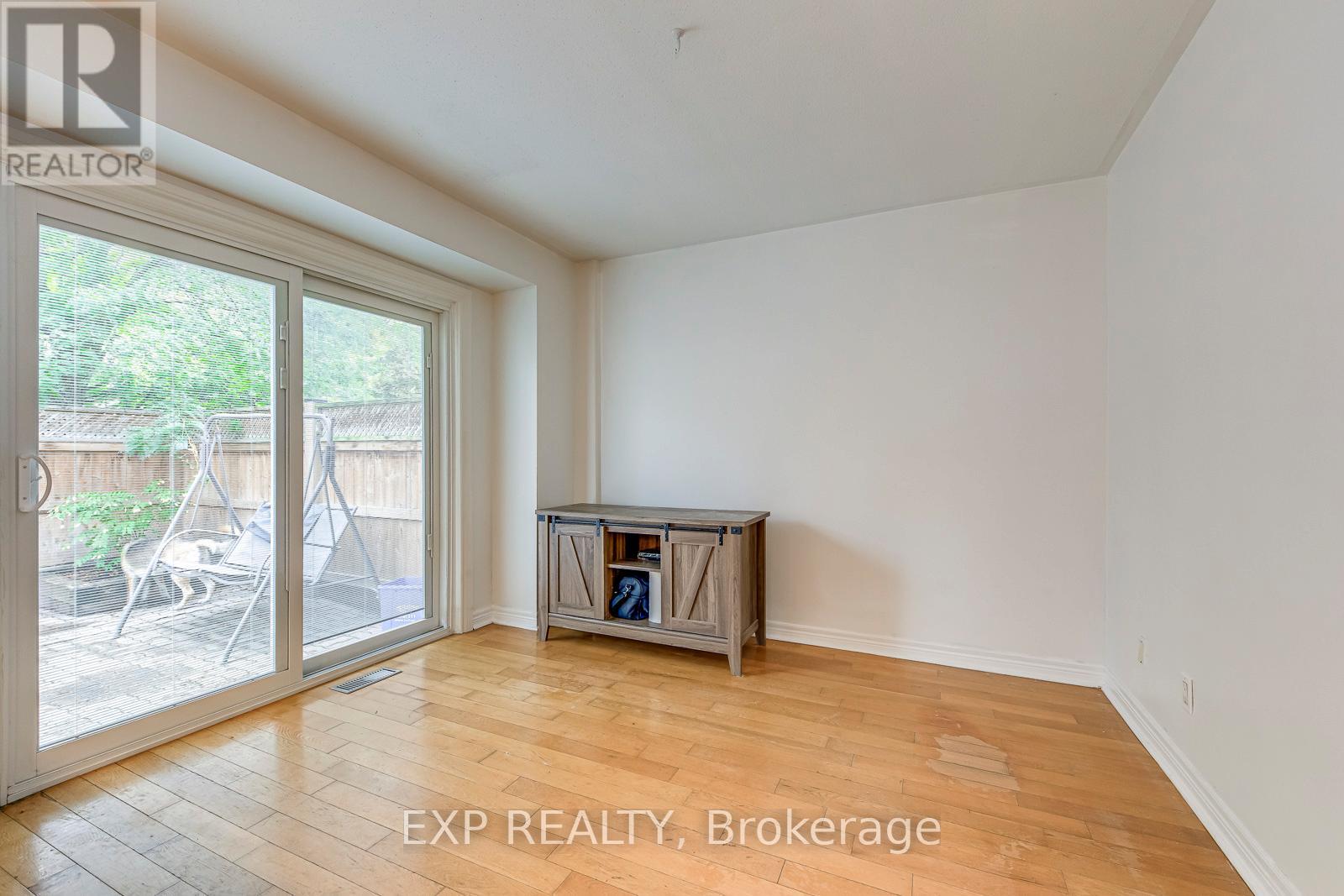 795 - 795 Hyde Road, Burlington, Ontario  L7S 1S6 - Photo 16 - W12423309