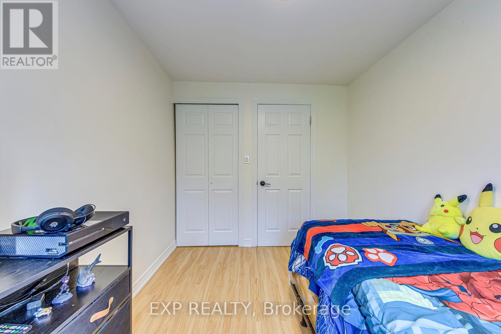 795 - 795 Hyde Road, Burlington, Ontario  L7S 1S6 - Photo 27 - W12423309