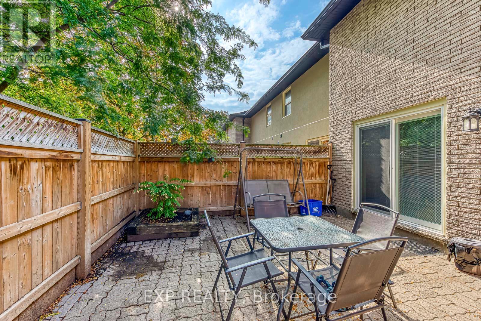 795 - 795 Hyde Road, Burlington, Ontario  L7S 1S6 - Photo 33 - W12423309