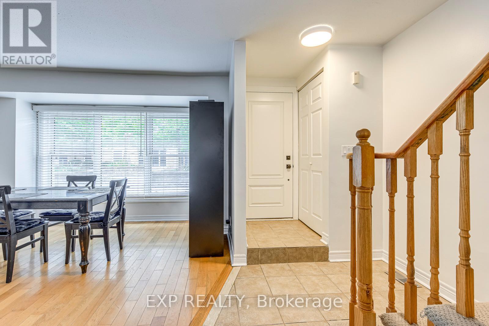 795 - 795 Hyde Road, Burlington, Ontario  L7S 1S6 - Photo 4 - W12423309