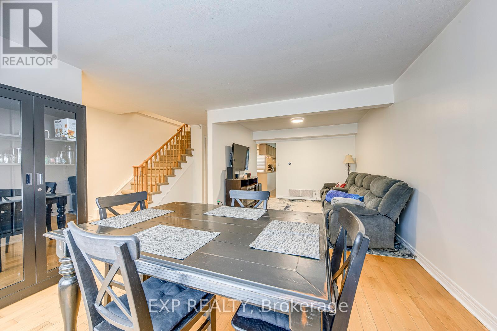 795 - 795 Hyde Road, Burlington, Ontario  L7S 1S6 - Photo 7 - W12423309