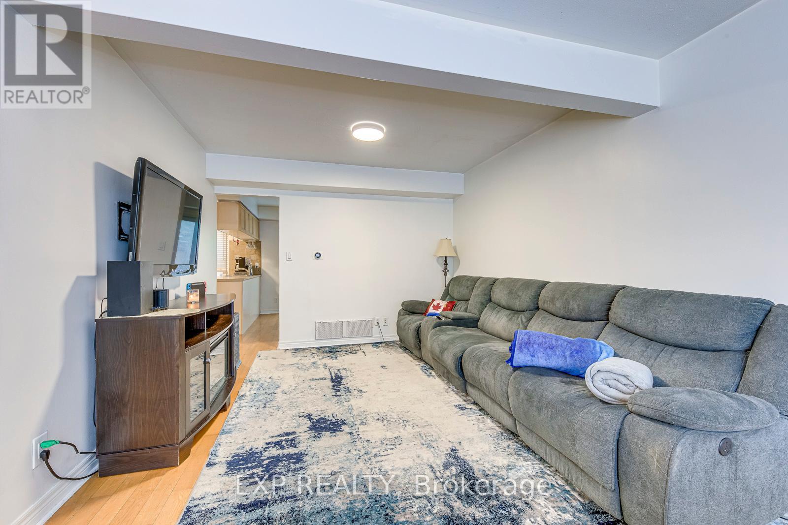 795 - 795 Hyde Road, Burlington, Ontario  L7S 1S6 - Photo 9 - W12423309