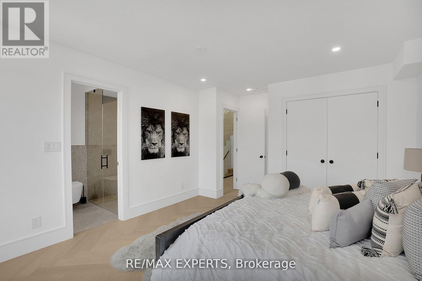 62 Hartley Avenue, Toronto, Ontario  M6E 4E8 - Photo 32 - W12423317