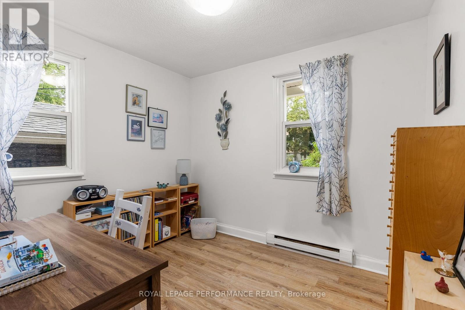72 Dagmar Avenue, Ottawa, Ontario  K1L 5T4 - Photo 15 - X12423344