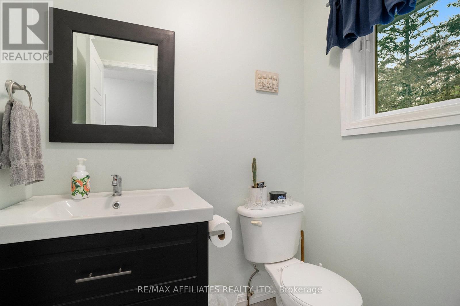 160 Hoop's Side Rd Road, Drummond/north Elmsley, Ontario  K7H 0K9 - Photo 15 - X12423353