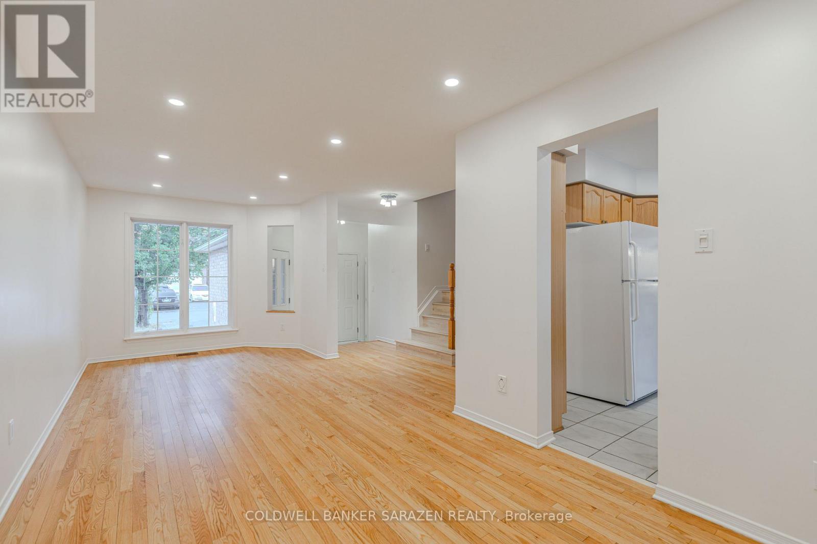 79 Margrave Avenue, Ottawa, Ontario  K1T 3Y1 - Photo 18 - X12423367